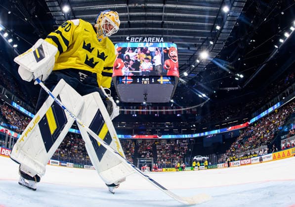 260523 goaltender Arvid Söderblom of Sweden during the 2026 IIHF Ice Hockey World Championship match between Norway and Sweden on May 23, 2026 in Fribourg Photo Jesper Zerman BILDBYRAN kod JZ JZ0727 ishockey ice hockey ishockey vm 2026 vm 2026 iihf world championship norge norway sverige sweden bbeng  Copyright: JESPERxZERMAN BB260523JZ085