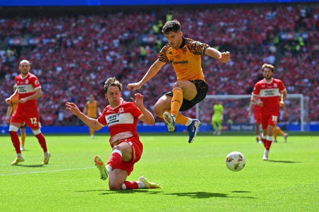 Hull City v Middlesbrough, EFL Sky Bet Championship, Play Off Final Callum Brittain (2) of Middlesbrough battles for possession with Ryan Giles (3) of Hull City during the EFL Sky Bet Championship match between Hull City and Middlesbrough at Wembley Stadium, London, UK on 23 May 2026. London Wembley Stadium Greater London UK Editorial use only DataCo restrictions apply See www.football-dataco.com , Copyright: xGrahamxHuntx PSI-24303-0316