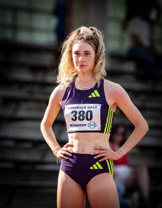 B S Kurpfalz Gala Weinheim, 23 05 2026 Anticipation Maja Schorr GER SV GO Saar 05 shortly before the start of her 400m race at the womens B S Kurpfalz Gala on 23 05 2026 at the Sepp Herberger Stadium in Weinheim Baden Württemberg Copyright: xBEAUTIFULxSPORTS R.xSchmittx