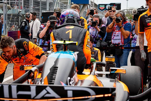 IPA85024419 - (1) Lando Norris (GBR) - McLaren Mastercard F1 Team - McLaren MCL40 - Mercedes during the Sprint Race of Formula 1 AWS Canadian Grand Prix 2026 at Circuit Gilles Villeneuve in Montreal, Canada. Round 7 of the 2026 FIA Formula One World Championship, WM, Weltmeisterschaft held May 22-24, 2026. The Circuit Gilles Villeneuve on Ile Notre-Dame in Montreal, named after the legendary Ferrari driver, hosts the Sprint format for the seventh round. This event weekend features the F1 Sprint format, with a Sprint Shootout and Sprint Race in addition to the standard qualifying session and Grand Prix. during Formula 1 AWS Canadian Grand Prix 2026 - Round 7 - Circuit Gilles Villeneuve, Formula 1 Championship in , , May 23 2026  Copyright: xStefanoxFacchin xAlessioxDexMarcox xAvens-images.com AvensImages IPAxSportx xx 85024419