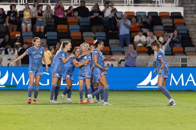 May 23, 2026, Houston, Texas, USA: Houston Dash midfielder MAGGIE GRAHAM (19) celebrates a goal with her team during the second half of an NWSL match between Angel City FC and the Houston Dash on May 23, 2026, at Shell Energy Stadium in Houston, Texas. Houston USA - ZUMAg287 20260523_zsp_g287_018 Copyright: xMatthewxGuzmanx
