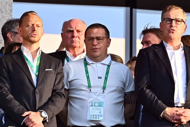 from left Rouven KASPER Marketing Board FCB , Uli HOENESS Höness,Honorary President Bayern Muenchen , Max EBERL Chief Sports Officer FC Bayern Muenchen ,Jan Christian DREESEN Chairman FCB Ehrentribuene Fußball 83 DFB Pokal Final 2026 FC Bayern Muenchen VfB Stuttgart 3 0 am 23 05 2026, Olympiastadion in Berlin DFL DFB regulations prohibit any use of photographs as image sequences and or quasi video