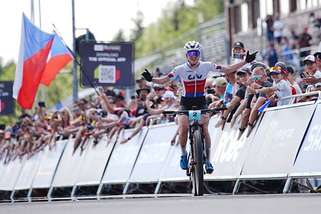 World Cup cross country mountain bike shorttrack Junior women s race, Vysocina Arena, Nove Mesto na Morave, May 24, 2026. Barbara Bukovska from Czech Republic in the finnish line. (CTKxPhoto JaroslavxSvoboda) CTKPhotoP2026052402621  CTKPhotoP2026052402621