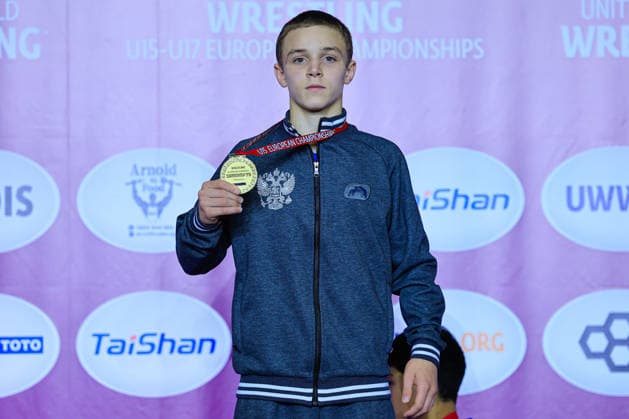 U15 Wrestling European Championships Podium 44kg FS Gold Shamil Damurov RUS Copyright: xKostadinxAndonov xUnitedxWorldxWrestlingx Kostadin Andonov United World Wrestling