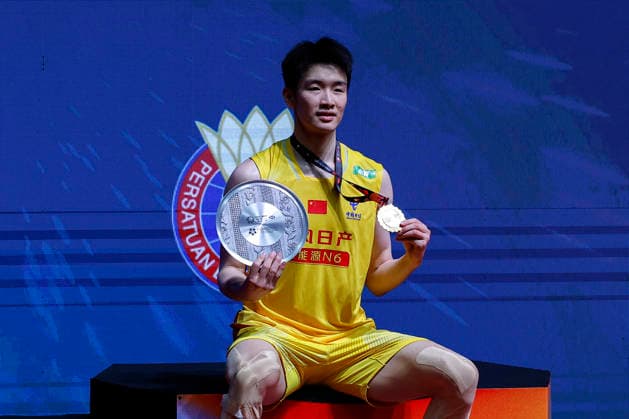 May 24, 2026, Kuala Lumpur, Malaysia: Li Shi Feng of China poses with his medal on the podium during the medal ceremony after the Men s Singles Final during the Perodua Malaysia Masters 2026 at Unifi Arena. Li Shi Feng won with scores; 21 21 : 16 17 Kuala Lumpur Malaysia - ZUMAs197 20260524_aaa_s197_001 Copyright: xWongxFokxLoyx