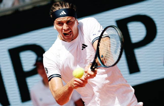 TENNIS - French Open 2026 PARIS,FRANCE,24.MAY.26 - TENNIS - ATP, Tennis Herren World Tour, French Open, Roland Garros, Grand Slam. Image shows Alexander Zverev (GER).  GEPAxpictures xMatthiasxHauer
