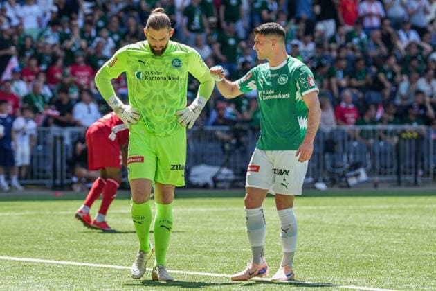 Football, Swiss Cup, Final FC St Gallen 1879 vs FC Stade Lausanne Ouchy, Sunday, 24 05 2026 Stadion Wankdorf, Bern Jozo Stanic 4, FC St Gallen , Lukas Watkowiak 25, FC St Gallen Copyright: xValentinxDomgjonix
