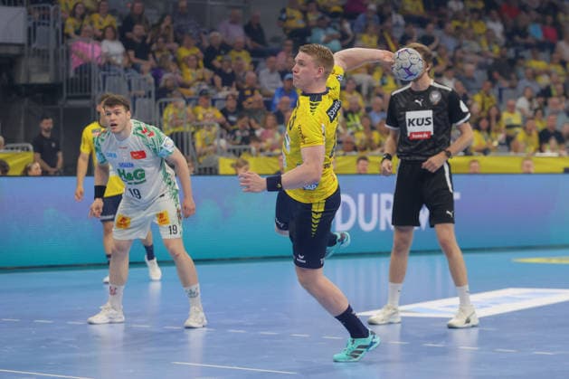 24 05 2026, xtgx, Handball, Daikin HBL, Rhein Neckar Löwen SC Magdeburg v l Haukur Thrastarson Rhein Neckar Loewen, 25 throws goal, Torschuetze, scores goal, Treffer, scores the goal Mannheim
