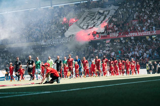 BERN, SWITZERLAND - MAI 24 : FC Stade Lausanne-Ouchy and FC St-Gallen before the final Switzerland Cup match between FC Stade Lausanne-Ouchy v FC St-Gallen at Stadion Wankdorf Bern on Mai 24th, 2026 in Bern, Switzerland (Photo by Lara Tissières Press Photo) Copyright: xLaraxTissièresx xSPPx Sportspressphoto_153755
