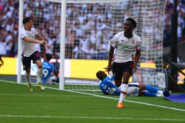Amario Cozier-Duberry of Bolton Wanderers celebreates the own goal by Kyle Wootton of Stockport County to make it 2-1 Bolton Wanderers v Stockport County, EFL Sky Bet League One, Play-Off Final, Football, Wembley Stadium, London, UK - 24 May 2026London Wembley Stadium United Kingdom EDITORIAL USE ONLY No use with unauthorised audio, video, data, fixture lists, club league logos or live services. Online in-match use limited to 120 images, no video emulation. No use in betting, games or single club league player publications.  Copyright: xPaulxCurrie Shutterstockx 16889803di