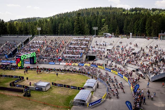 Start of the World Cup cross country mountain elite women s race, Vysocina Arena, Nove Mesto na Morave, May 24, 2026. (CTKxPhoto JaroslavxSvoboda) CTKPhotoP2026052403662  CTKPhotoP2026052403662