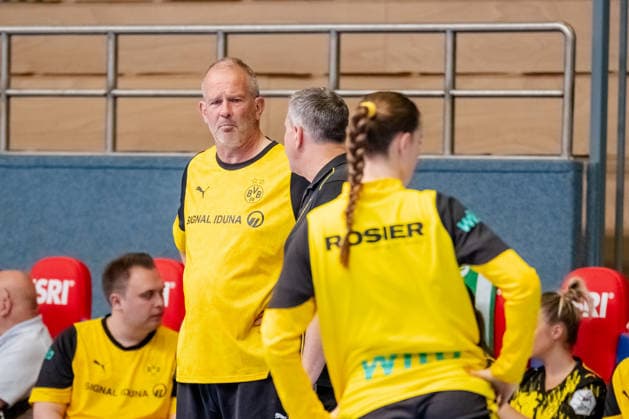 Blomberg, 24 05 2026, Handball, Women, Alsco Handball Bundesliga, Playoff, Final match 2, 2025 2026 HSG Blomberg Lippe BVB Borussia Dortmund Henk Groener Coach BVB before the match Blomberg Sporthalle an der Ulmenallee NRW Germany
