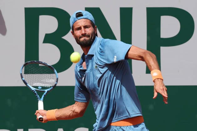 TENNIS : Roland Garros 2026 - 24 05 2026 Titouan Droguet (FRA) Vs Jakub Mensik (CZE) ParisFrance  Copyright: xMichaelxBaucherx