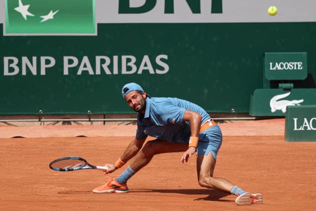 TENNIS : Roland Garros 2026 - 24 05 2026 Titouan Droguet (FRA) Vs Jakub Mensik (CZE) ParisFrance  Copyright: xMichaelxBaucherx