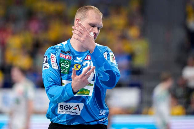 David Späth Goalkeeper, RNL, 29 , single picture, single photo, action, action, player of Rhein Neckar Löwen, looking disappointed, disappointment, frustration, disappointed, pessimistic, 24 05 2026, Mannheim Germany , Handball, Bundesliga, Rhein Neckar Löwen SC Magdeburg xozx