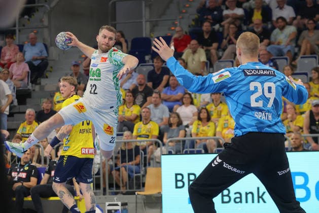 24 05 2026, xtgx, Handball, Daikin HBL, Rhein Neckar Löwen SC Magdeburg v l Lukas Mertens Magdeburg, 22 throws goal, Torschuetze, erzielt Tor, Treffer, scores the goal Mannheim