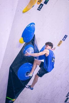24 05 2026 Climbing Bouldering World Climbing Series Bern 2026 Semi-finals Men Mejdi Schalck FRA Bern Bern Expo Switzerland