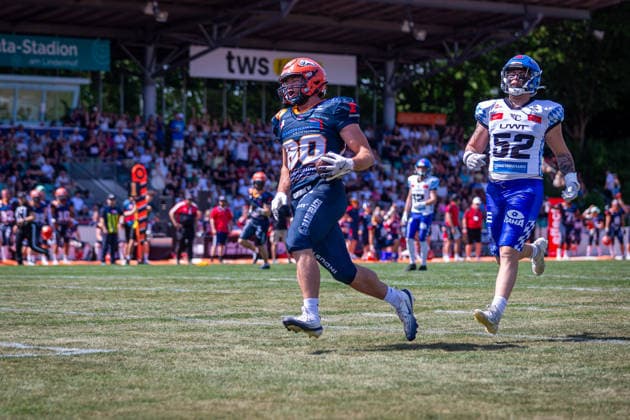 Touchdown William Enneking (ifm Razorbacks Ravensburg, 80 Tight End) ifm Razorbacks Ravensburg vs Allgäu Comets, American Football, German Football League, Week 3, 2026, 24.05.2026, Weingarten TeleData Stadion am Lindenhof Baden Württemberg Germany Copyright: xFootxBowl SebastianxJustx