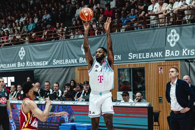 easyCredit Basketball Bundesliga, 4 Playoff Quarterfinals Fitness First Baskets Würzburg vs Telekom Baskets Bonn, 24 05 2026 Jeff Garrett Jr Telekom Baskets Bonn 4 on a three-pointer easyCredit Basketball Bundesliga, 4 Playoff Quarterfinals Fitness First Baskets Würzburg vs Telekom Baskets Bonn, 24 05 2026, Tectake Arena Würzburg Copyright: xBEAUTIFULxSPORTS Derixx