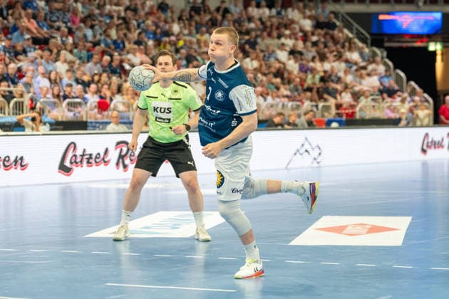 Noah Beyer Bergischer HC 06, 02 beim Siebenmeter Bergischer HC vs THW KIel, Handball, DAIKIN HBL, 32 Spieltag, Saison 2025 2026, 24 05 2026 Bergischer HC vs THW Kiel, Handball, DAIKIN HBL, 32 Spieltag, Saison 2025 2026, 24 05 2026 Duesseldorf Copyright: xEibner-Pressefoto ThomasxHaeslerx EP_THR