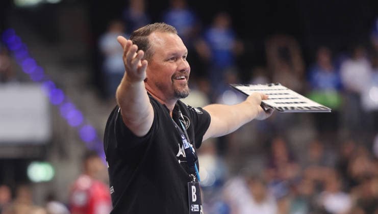 Stuttgart , Handball Daikin Bundesliga TVB Stuttgart vs SG Flensburg Handewitt , Coach Misha Kaufmann TVB