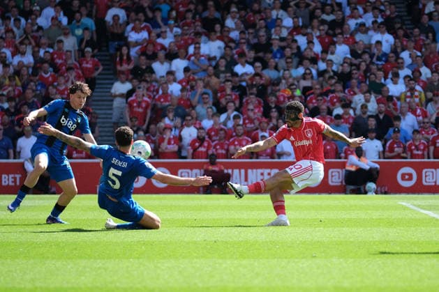 NOTTINGHAM, ENGLAND - May 24 : Morgan Gibbs-White of Nottingham Forest shoots at goal during the Premier league football match between Nottingham Forest and Bournemouth at the City Ground on May 24, 2026 in Nottingham, England. Copyright: xPaulxBonserx xSportsxPressxPhotox Sportspressphoto_153917