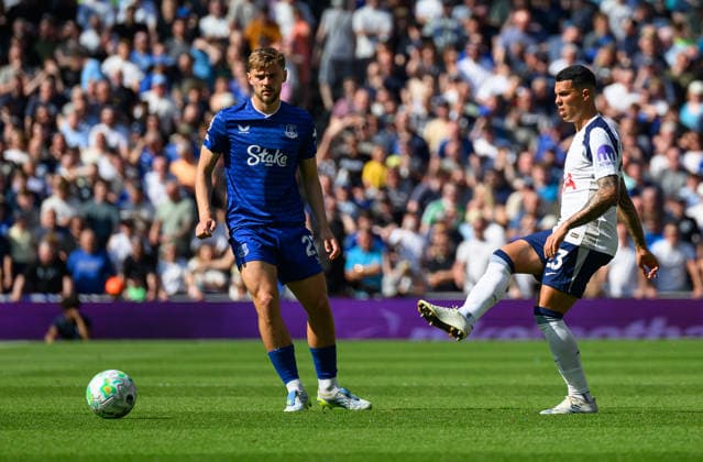 Tottenham Hotspur v Everton Premier League Pedro Porro of Tottenham Hotspur passes the ball during the Premier League match at Tottenham Hotspur Stadium, London 24 05 2026 UK Newspapers OUT Copyright: xGraemexWilcocksonx FIL-23469-0021