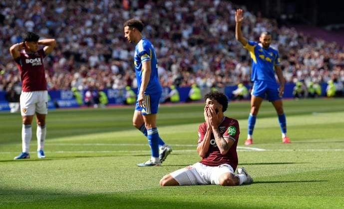 Pablo of West Ham United reacts after going close to scoring West Ham United v Leeds United, Premier League, Football, London Stadium, London, UK - 24 May 2026London London Stadium United Kingdom EDITORIAL USE ONLY No use with unauthorised audio, video, data, fixture lists, club league logos or live services. Online in-match use limited to 120 images, no video emulation. No use in betting, games or single club league player publications.  Copyright: xAlanxWalter Shutterstockx 16889881p