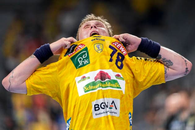 Edwin Aspenbäck RNL, 78 , Rhein Neckar Löwen player, single picture, single photo, action, action, looking disappointed, disappointment, frustration, disappointed, pessimistic, 24 05 2026, Mannheim Germany , Handball, Bundesliga, Rhein Neckar Löwen SC Magdeburg xozx