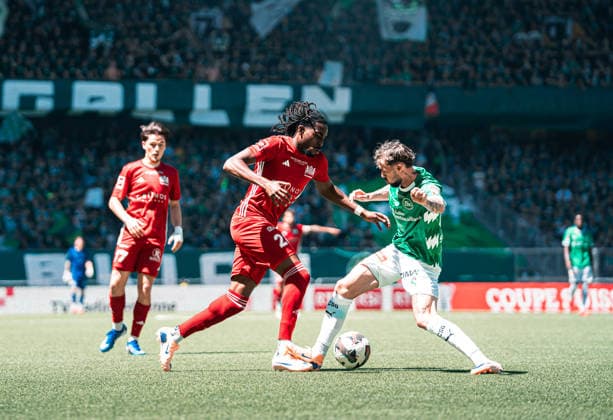 BERN, SWITZERLAND - MAI 24 : Mihailo Stevanovic of FC St.Gallen and Issa Kaloga of Stade Lausanne-Ouchy in action during the final Switzerland Cup match between FC Stade Lausanne-Ouchy v FC St-Gallen at Stadion Wankdorf Bern on Mai 24th, 2026 in Bern, Switzerland (Photo by Lara Tissières Press Photo) Copyright: xLaraxTissièresx xSPPx Sportspressphoto_153934