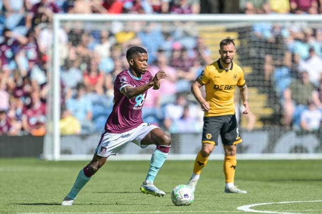 24th May 2026; Turf Moor, Burnley, Lancashire, England; Premier League Football, Burnley versus Wolverhampton Wanderers; Florentino Luis of Burnley runs across the pitch with the ball to find space LeexDurkin