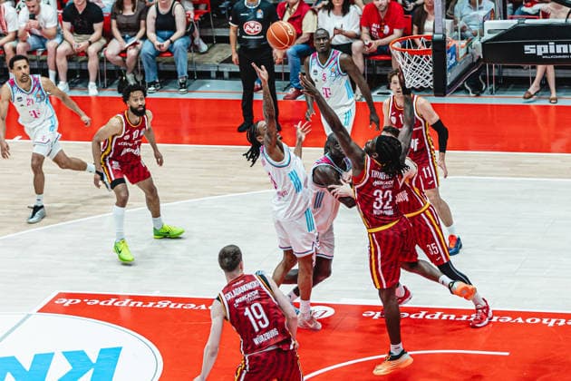 easyCredit Basketball Bundesliga, 4 Playoff Quarterfinals Fitness First Baskets Würzburg vs Telekom Baskets Bonn, 24 05 2026 Jalen Finch Telekom Baskets Bonn 0 points easyCredit Basketball Bundesliga, 4 Playoff Quarterfinals Fitness First Baskets Würzburg vs Telekom Baskets Bonn, 24 05 2026, Tectake Arena Würzburg Copyright: xBEAUTIFULxSPORTS Derixx