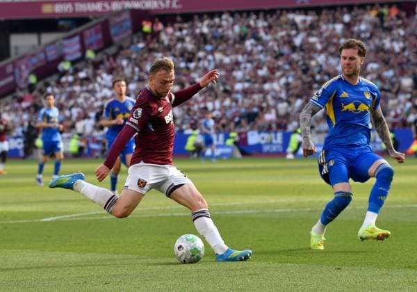 Jarrod Bowen of West Ham United scores 2-0 West Ham United v Leeds United, Premier League, Football, London Stadium, London, UK - 24 May 2026London London Stadium United Kingdom EDITORIAL USE ONLY No use with unauthorised audio, video, data, fixture lists, club league logos or live services. Online in-match use limited to 120 images, no video emulation. No use in betting, games or single club league player publications.  Copyright: xAlanxWalter Shutterstockx 16889881ak