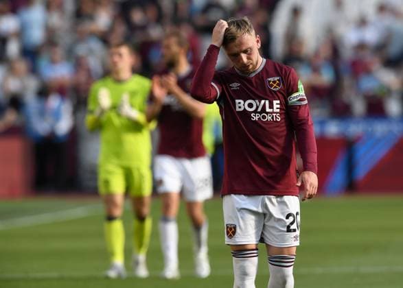 Jarrod Bowen of West Ham United at the end of the match West Ham United v Leeds United, Premier League, Football, London Stadium, London, UK - 24 May 2026London London Stadium United Kingdom EDITORIAL USE ONLY No use with unauthorised audio, video, data, fixture lists, club league logos or live services. Online in-match use limited to 120 images, no video emulation. No use in betting, games or single club league player publications.  Copyright: xAlanxWalter Shutterstockx 16889881at
