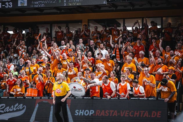 1 Basketball Bundesliga, easyCredit BBL, Season 2025 2026, Men, Playoffs, Quarterfinals, Game 4, 24 05 2026, RASTA Vechta ALBA Berlin Klettverschluss Fanclub RASTA Vechta shows emotions during the game Vechta RASTA Dome Niedersachsen Germany
