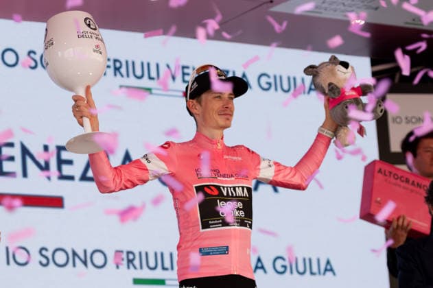 IPA85043977 - VINGEGAARD Jonas, TEAM VISMA LEASE A BIKE during the 15th stage of Giro d Italia 2026 in Milan, Italy, on may 24, 2026  Copyright: xSilviaxColombo IPAxSportx xx 85043977