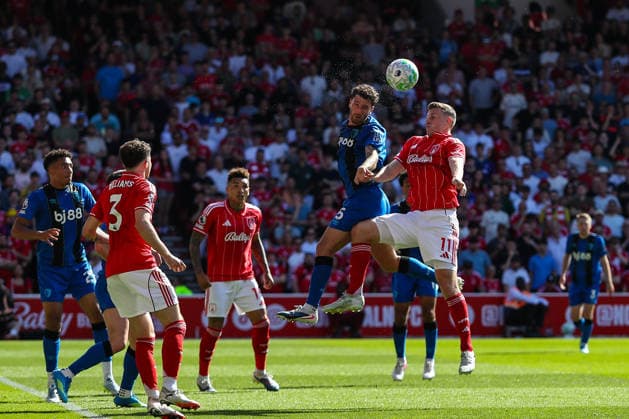 Nottingham Forest v AFC Bournemouth, Premier League Chris Wood Of Nottingham Forest heads the ball towards goal but it comes off the post during the Nottingham Forest v AFC Bournemouth Premier League match at the City Ground, West Bridgford, England on 23 May 2026 Credit: Lee Keuneke Every Second Media Editorial use only. All images are copyright Every Second Media Limited. No images may be reproduced without prior permission. All rights reserved. Premier League and Football League images are subject to licensing agreements with Football DataCo Limited. see https: www.football-dataco.com Copyright: xIMAGO EveryxSecondxMediax ESM-2007-0121 LeexKeunekex xEveryxSecondxMediax