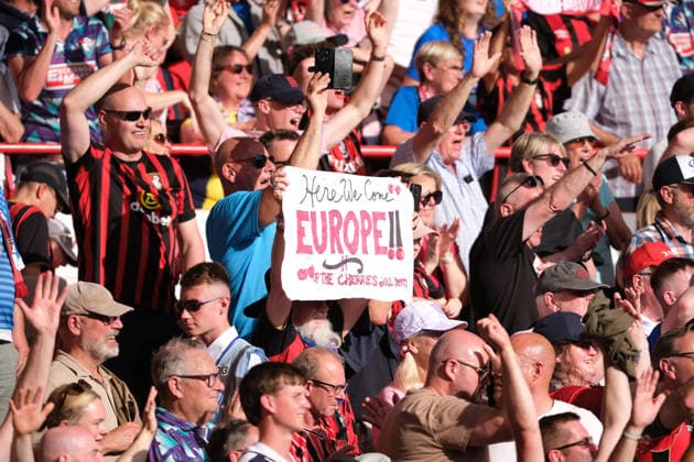 NOTTINGHAM, ENGLAND - May 24 : Bournemouth fans celebrate qualifying for Europe during the Premier league football match between Nottingham Forest and Bournemouth at the City Ground on May 24, 2026 in Nottingham, England. Copyright: xPaulxBonserx xSportsxPressxPhotox Sportspressphoto_154218