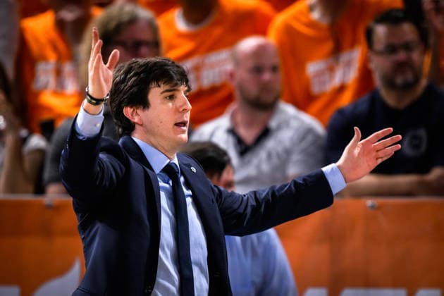 24 05 2026, Rasta Dome, Vechta Basketball, easyCredit Bundesliga, Playoffs quarterfinals, Rasta Vechta vs ALBA Berlin Pedro Calles Head Coach Berlin