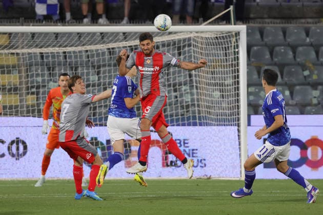 Cremonese s Matteo Bianchetti during the Serie A soccer match between Cremonese and Como at the Giovanni Zini Stadium in Cremona Italy - Sunday, 24 may 2026. - Soccer .  Copyright: xAlbertoxMariani LaPressex