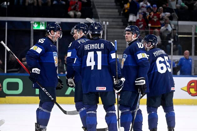 LKS 20260524 Players of Team Finland celebrate 3-0 goal by Jesse Puljujärvi (2ndL) during the 2026 IIHF Ice hockey, Eishockey World Championships preliminary round group A match between Finland and Austria in Zurich on May 24, 2026. - RONI REKOMAA Zürich Switzerland n5zr52QNF5k Copyright: xRonixRekomaax n5zr52QNF5k