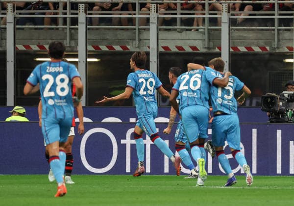 Foto IPP Roberto Bregani Milano 24-05-2026 Calcio Campionato di Serie A 2025 2026, Milan- Cagliari Nella foto l esultanza di Gennaro Borrelli del Cagliari dopo il gol. Italy Photo Press World Copyright. italy ITALY  Copyright: xR4924_italyphotopressx