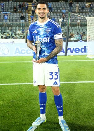 Lucas Da Cunha Panini player of the match during the Serie A soccer match between Cremonese and Como at the Giovanni Zini in Cremona, north west Italy - Domenica , 24 Maggio 2026. - Soccer .  Copyright: xAlbertoxMariani LaPressex