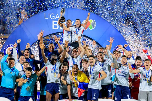 Football, Mexico, CD Cruz Azul celebrates championship