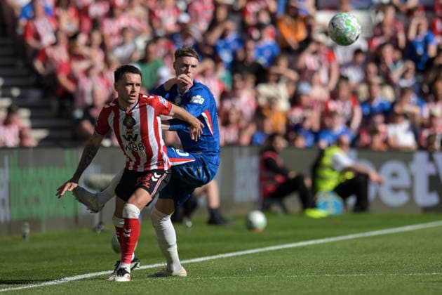 Sunderland v Chelsea - Premier League Enzo Le Fee of Sunderland FC and Cole Palmer of Chelsea FC during the Premier League match between Sunderland and Chelsea at the Stadium of Light in Sunderland, United Kingdom, on May 24, 2026. Sunderland Tyne and Wear United Kingdom  Copyright: xMIxNewsx originalFilename:fletcher-sunderla260524_npMlt.jpg