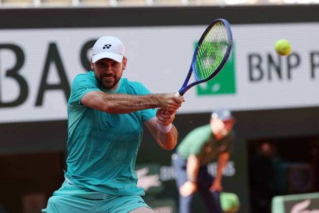 ROLAND GARROS 2026 Thierry Larret MAXPPP - PARIS (75) 25 05 2026 Thierry Larret Maxppp. Tennis. Roland Garros 2026. Internationaux de France de tennis. Stade Roland Garros, Paris (75). Le 25 Mai. Court Suzanne LENGLEN : Arthur RINDERKNECH (FRA) vs Jurij RODIONOV (AUT). Roland Garros French Open tennis tournament, in Paris, France, on 25 May 2026. PARIS (75) STADE ROLAND GARROS PARIS ILE DE FRANCE FRANCE  Copyright: xMAXPPPxThierryxLarretx TLR202605259449 TLR202605259449