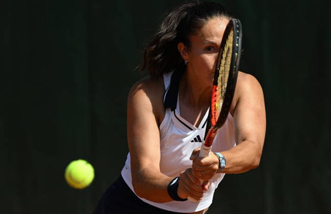2026 French Open, Roland-Garros - Day 2 PARIS, FRANCE - MAY 25: Daria Kasatkina of Australia in action against Zeynep Sonmez (not seen) of Turkiye during the Women s Singles first round match on Day Two of the 2026 French Open at Roland Garros Stadium on May 25, 2026 in Paris, France. Burak Akbulut Anadolu Paris France. Editorial use only. Please get in touch for any other usage.  Copyright: x2026xAnadoluxBurakxAkbulutx