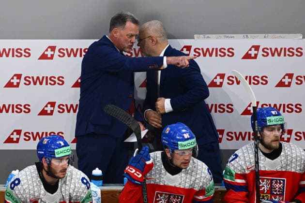 Czech coach Radim Rulik, left, and his assistant Jiri Kalous during the IIHF World Championship, WM, Weltmeisterschaft Group B match Czech Republic vs Norway on May 25, 2026, Fribourg, Switzerland. (CTKxPhoto RadekxPetrasek) CTKPhotoP2026052506054  CTKPhotoP2026052506054