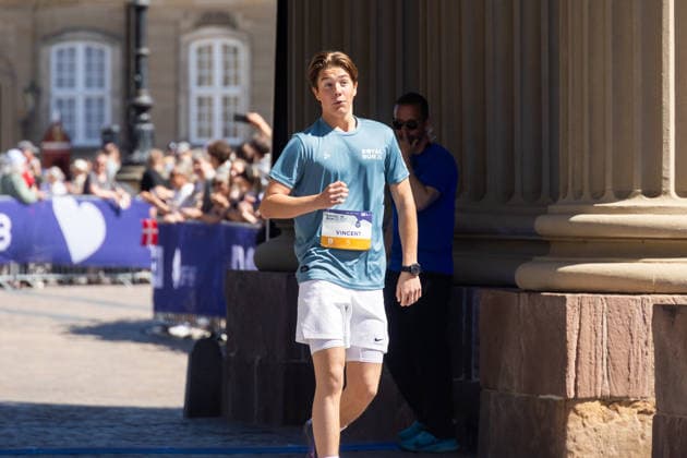 Royal Run In Copenhagen Prince Vincent of Denmark crosses the finish line after the One Mile Family Mile during the Royal Run in Copenhagen, Denmark, on May 25, 2026. This is the eighth time the Royal Run is held across the country. Royal Run 2026 has the highest number of registered participants ever, with 112,450 registered in the five host cities. Copenhagen Denmark  Copyright: xKristianxTuxenxLadegaardxBergx originalFilename:berg-royalrun260525_npsrl.jpg
