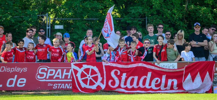 25 05 2026 Soccer season 2025 2026 Relegation Oberliga Bayernliga Bayernliga Landesliga FSV Stadeln FC Eintracht Münchberg xwoxzix Fans Fanblock Stadeln